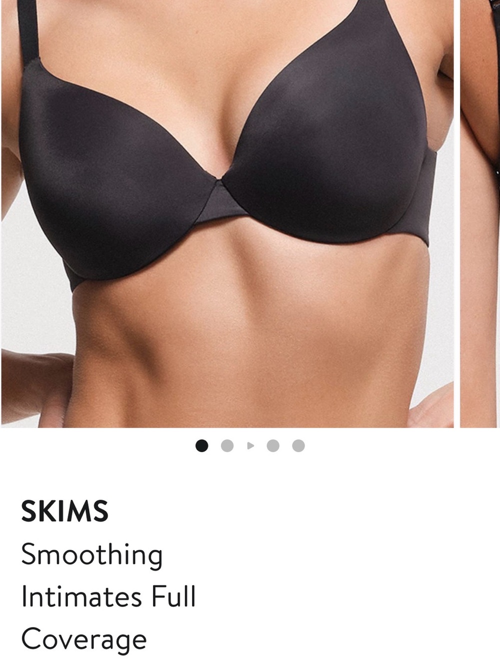 SKIMS Full Coverage Smoothing Bra — Charcoal